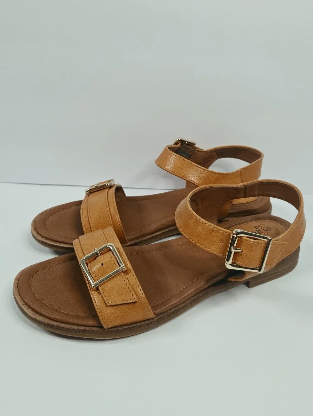 Eurosoft by Sofft Golden Ankle Strap Buckle Flat Sandals 6.5 M